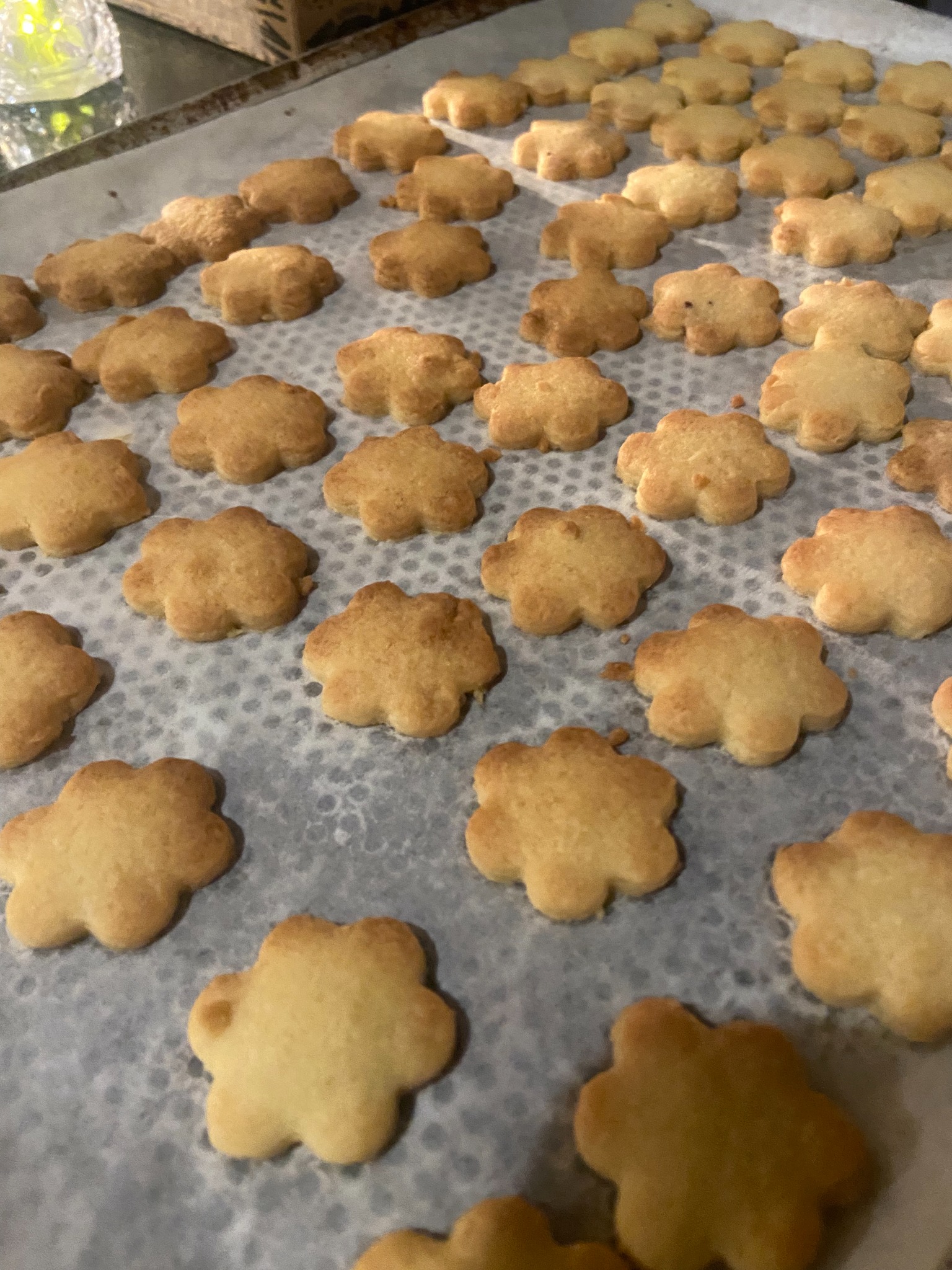 Biscoitos natalinos assados