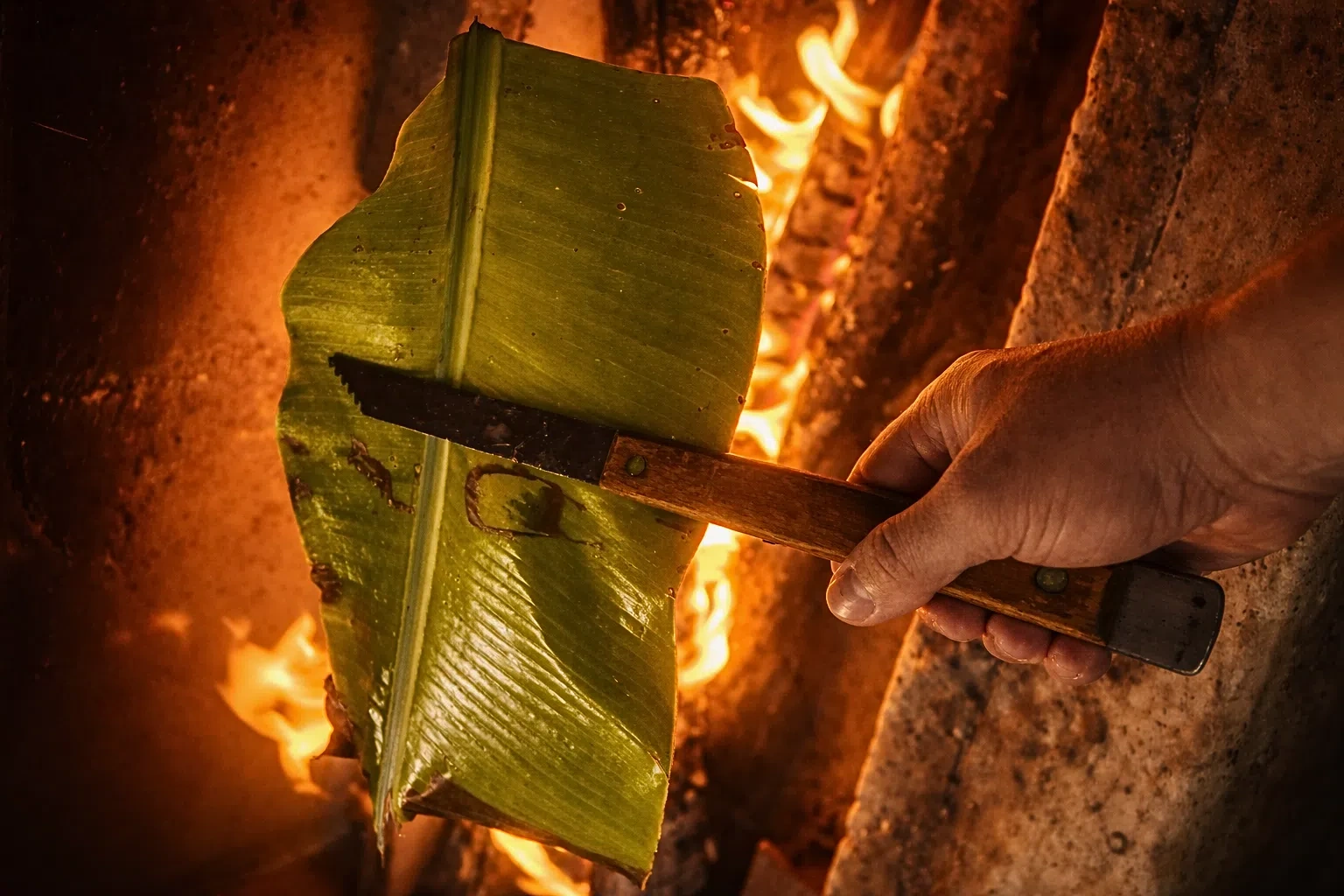 Folha de bananeira no fogo